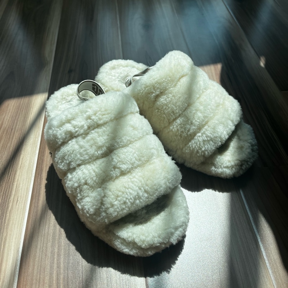 UGG Fluff Yeah Slippers